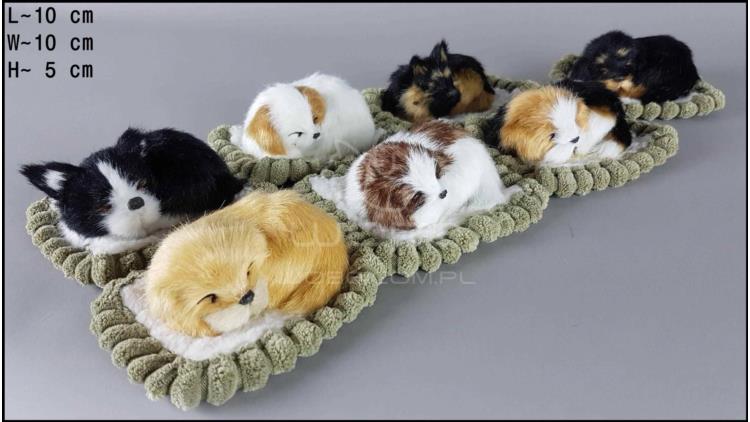 Little dogs in a rectangular cot (7 pcs in a box)