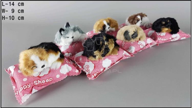 Little dogs on a pink bamboo pillow (7 pcs in a box)