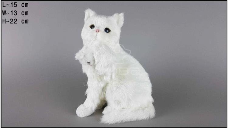 Большой кот с котенком - Белый