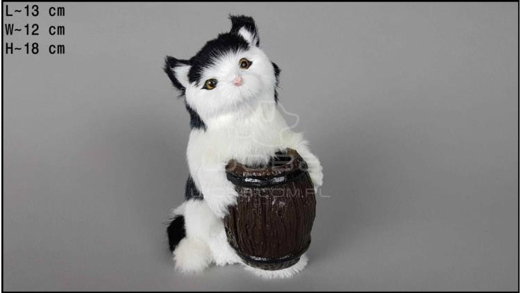 Katze mit einem Fass - Schwarz-Weiß