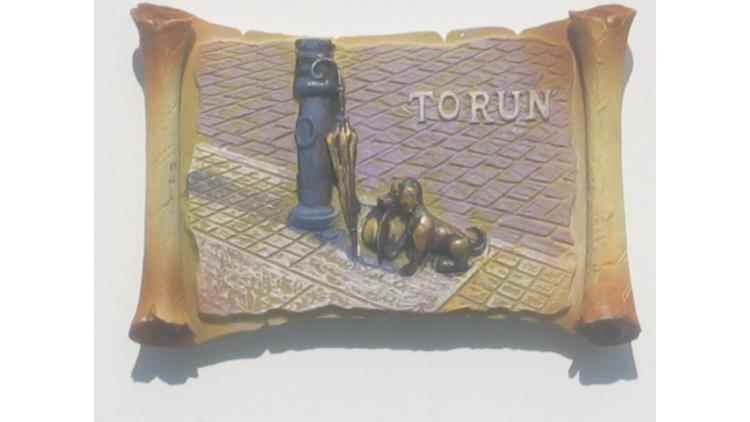 Magnet - Torun - little dog with a top hat - Vellum